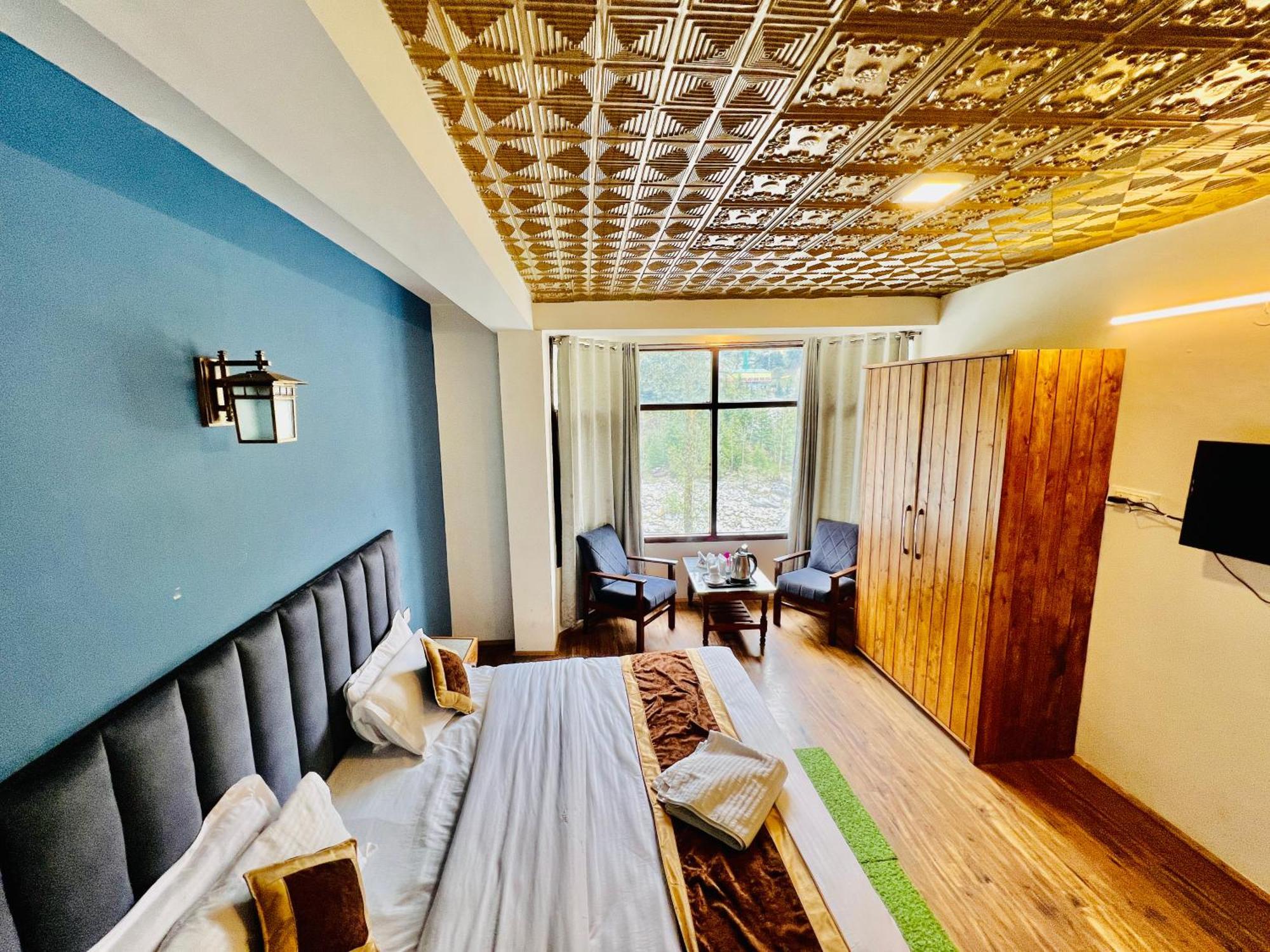 Hotel New # Link Way # Near Zing Bus Stand Manali  Exterior photo